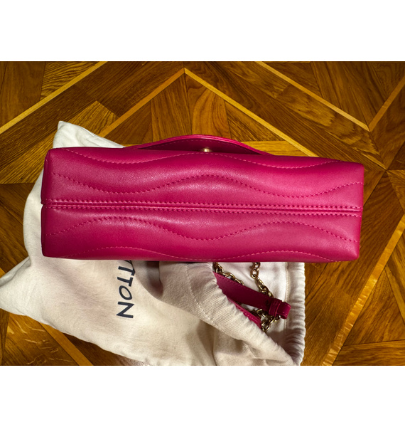Сумка • Louis Vuitton • Фуксия
