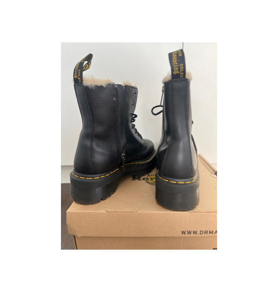 Ботинки • Dr. Martens • Черный