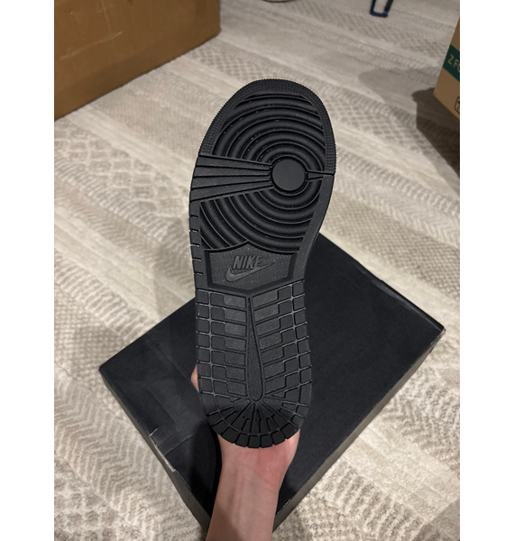 Кроссовки • Nike • Черный