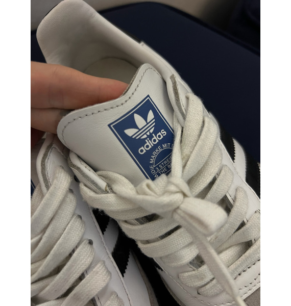 Кроссовки • adidas • Белый