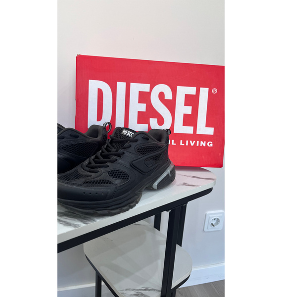 Кроссовки • Diesel • Черный