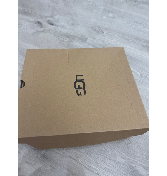 Сапоги • UGG • Коричневый