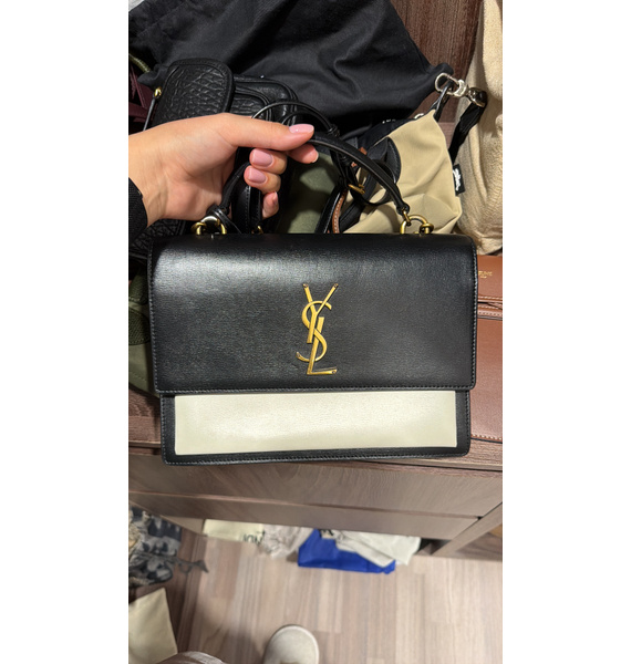 Сумка • Yves Saint Laurent • Черный