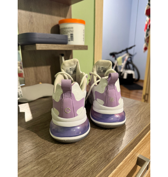 Кроссовки • Nike • Другое