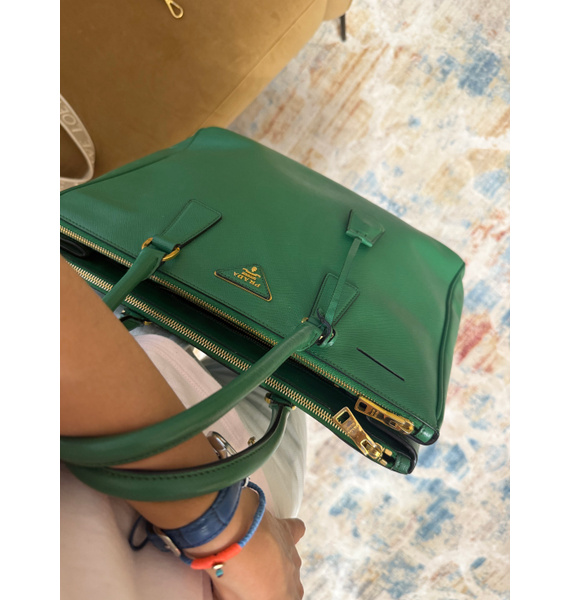 Сумка • Prada • Зеленый