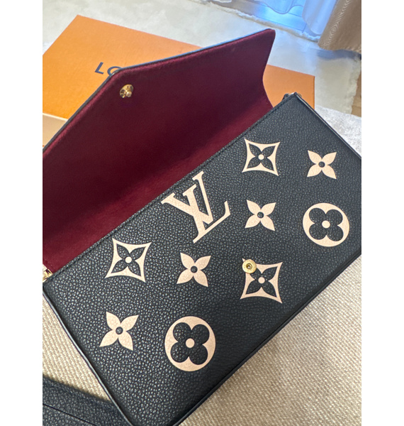 Кошелек • Louis Vuitton • Черный