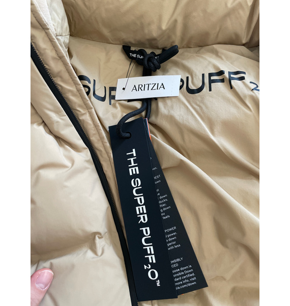 Пуховик • Aritzia • Бежевый