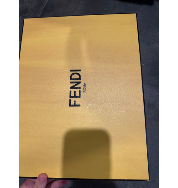 Кроссовки • Fendi • Белый