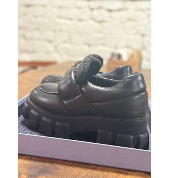 Ботинки • Prada • Черный