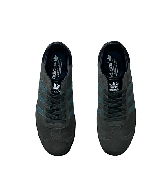 Кроссовки • adidas • Серый