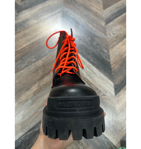 Ботинки • Balenciaga • Черный