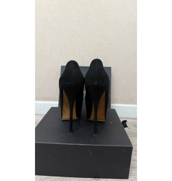 Туфли • Giuseppe Zanotti • Черный