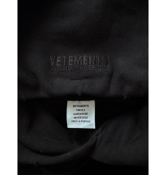 Толстовка • VETEMENTS • Черный