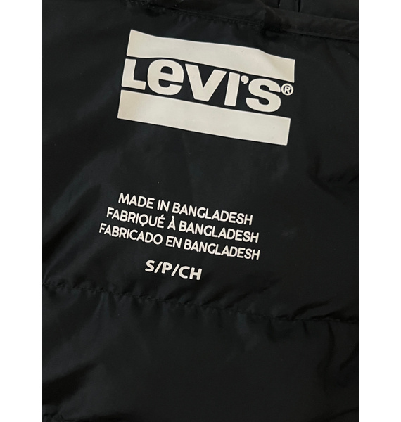 Куртка • Levi's • Черный