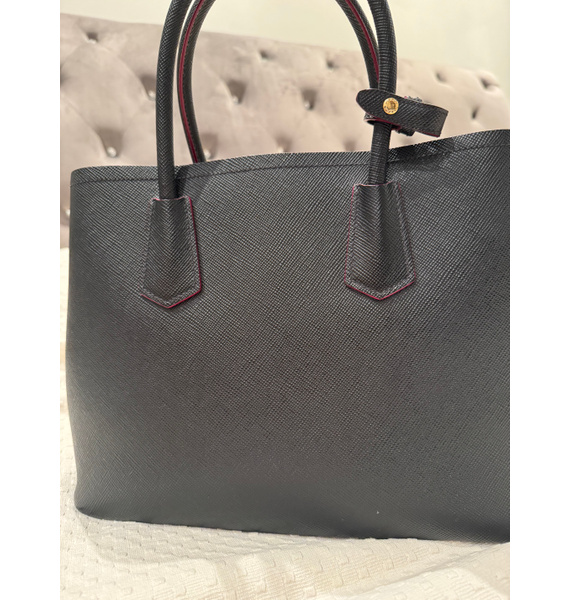 Сумка • Prada • Черный