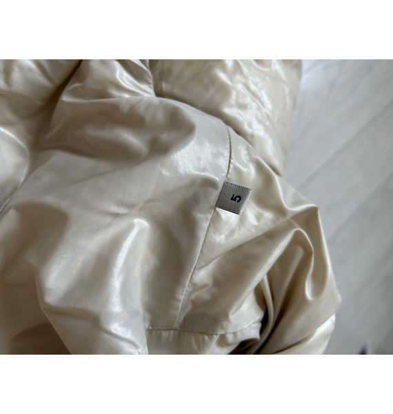 Куртка • Moncler • Молочный