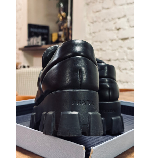 Ботинки • Prada • Черный