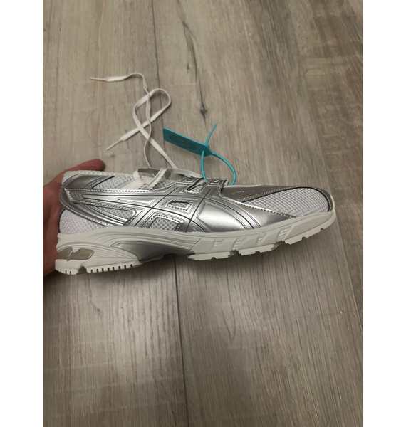 Кроссовки • ASICS • Белый