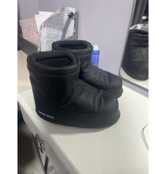 Сапоги • Moon Boot • Черный