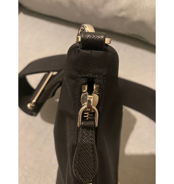 Сумка • Prada • Черный