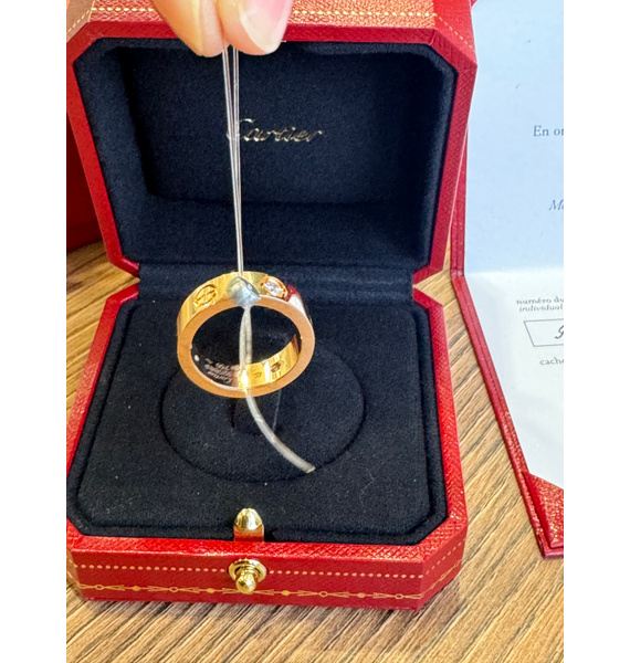 Кольцо • Cartier • Золотой