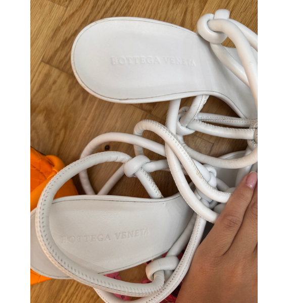 Босоножки • Bottega Veneta • Белый