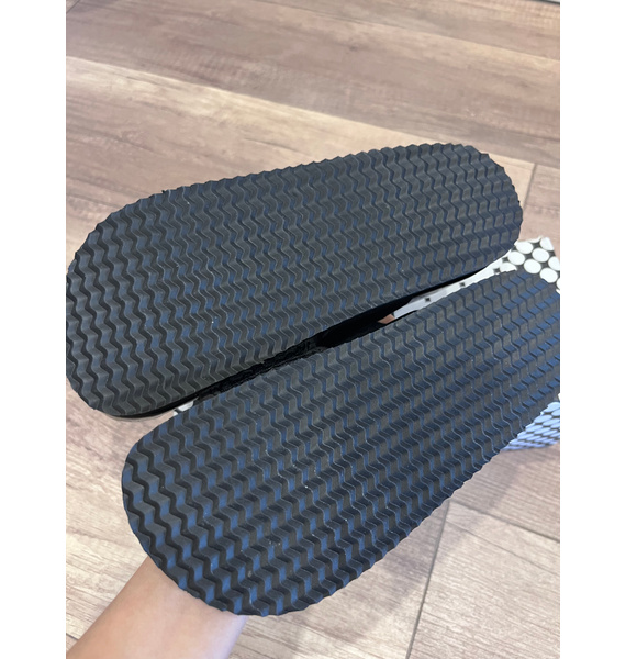 Шлепанцы • adidas by Stella McCartney • Черный