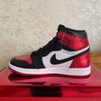 Кроссовки • Nike • Красный