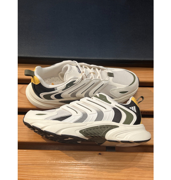 Кроссовки • adidas • Белый