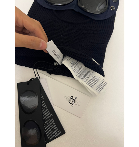 Шапка • C.P. Company • Темно-синий