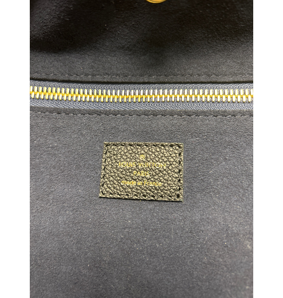 Сумка • Louis Vuitton • Черный