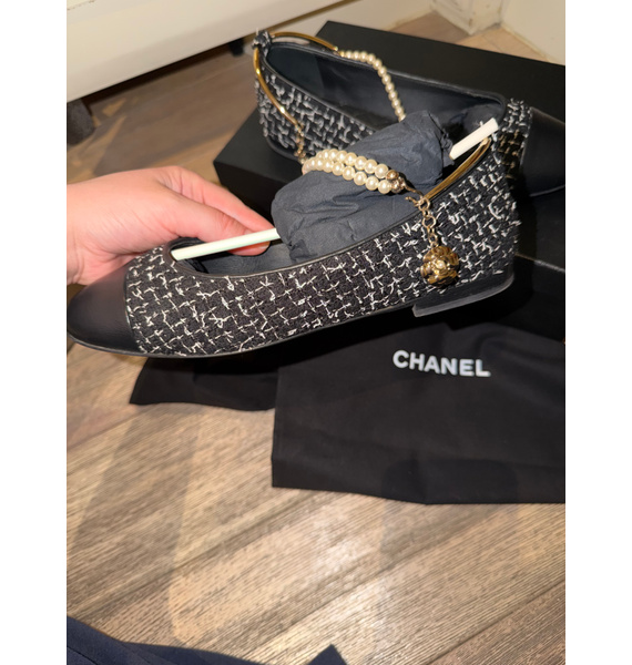 Балетки • Chanel • Черный