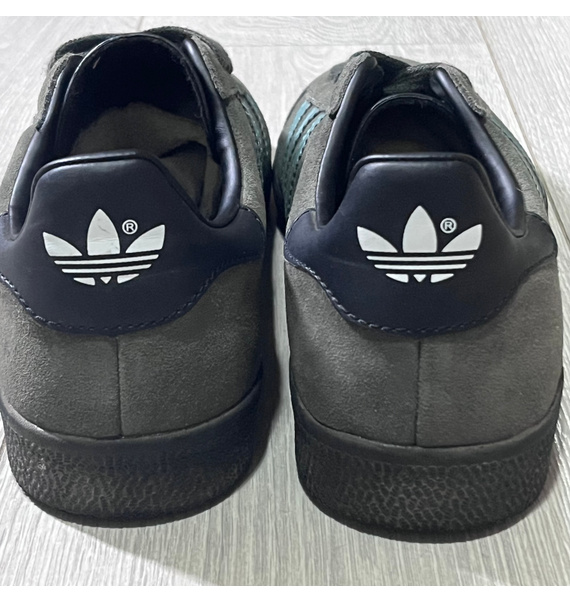 Кроссовки • adidas • Серый