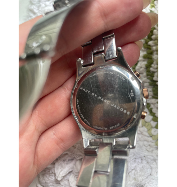 Часы • Marc By Marc Jacobs • Серебряный