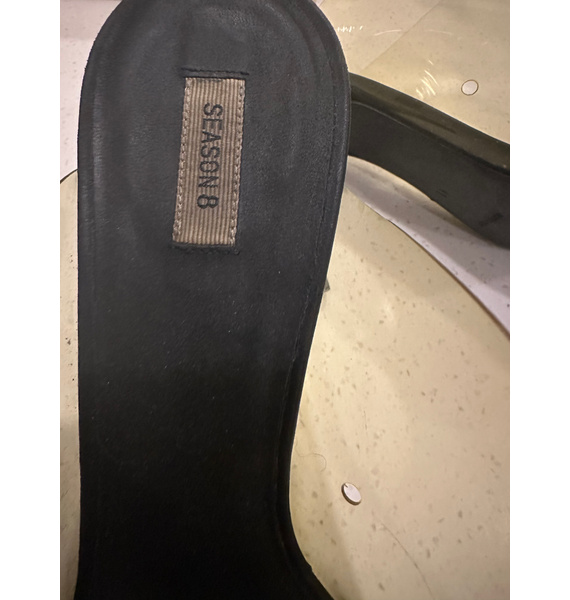 Босоножки • Yeezy • Черный