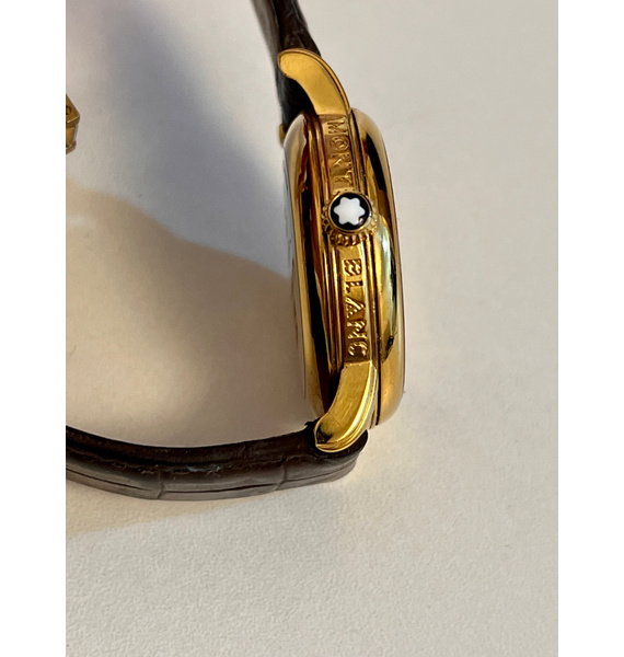 Часы • Montblanc • Золотой
