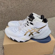Кроссовки • ASICS • Белый