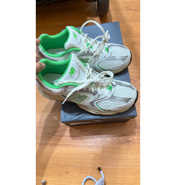 Кроссовки • New Balance • Зеленый