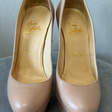 Туфли • Christian Louboutin • Бежевый