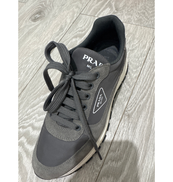 Кроссовки • Prada • Серый