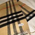 Шарф • Burberry • Коричневый