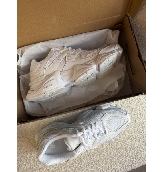 Кроссовки • New Balance • Белый
