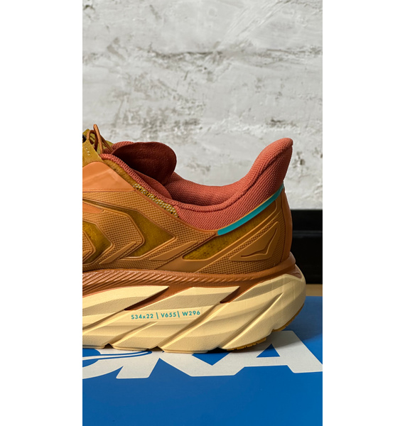 Кроссовки • Hoka One One • Оранжевый