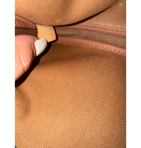 Сумка • Louis Vuitton • Коричневый