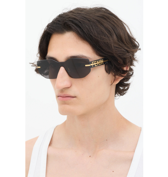 Солнцезащитные очки • Fendi Eyewear • Черный