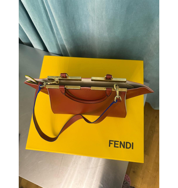 Сумка • Fendi • Красный