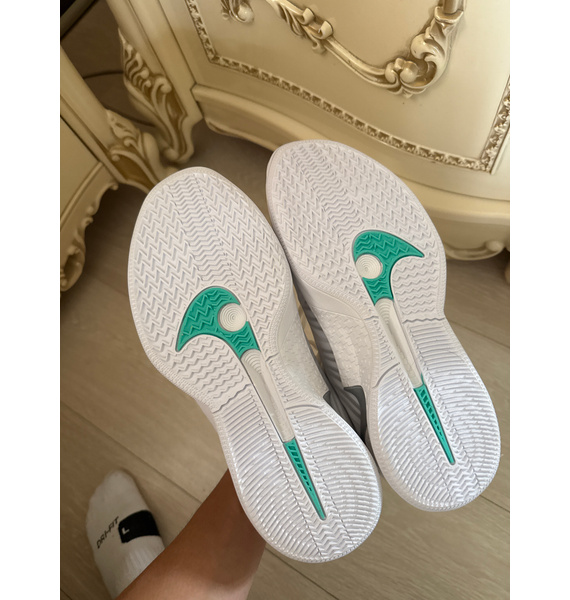 Кроссовки • Nike • Белый
