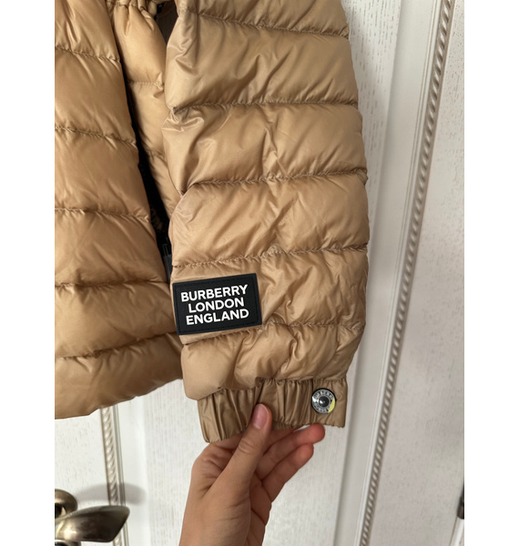 Пуховик • Burberry • Бежевый
