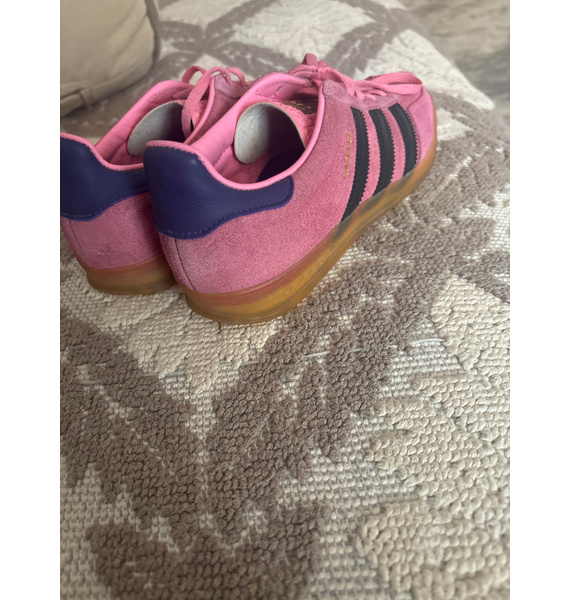 Кроссовки • adidas Originals • Розовый