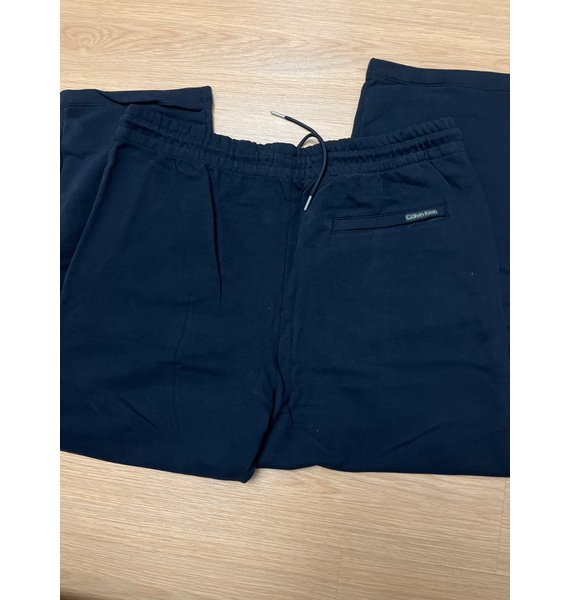 Джоггеры • Calvin Klein • Черный